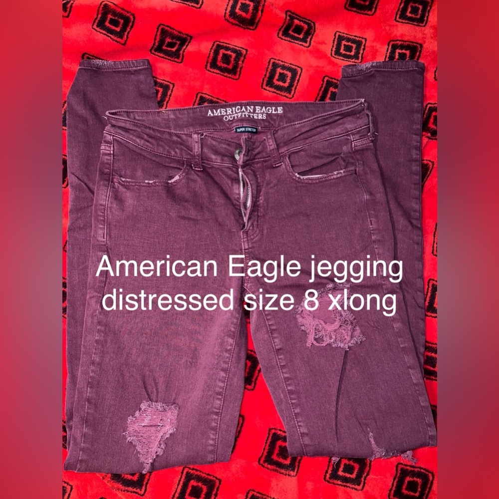 American Eagle Outfitters Women's Plum Distressed Jeggings